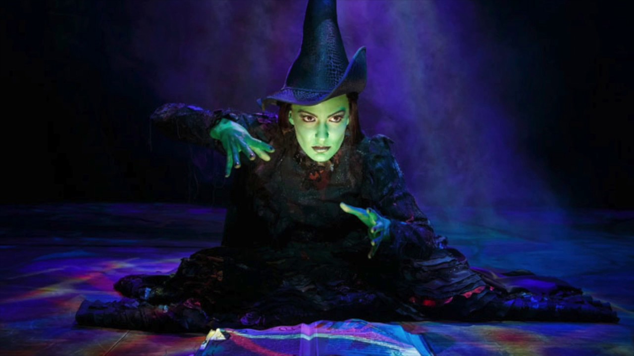 Alyssa Fox INSANE Defying Gravity (2NT)