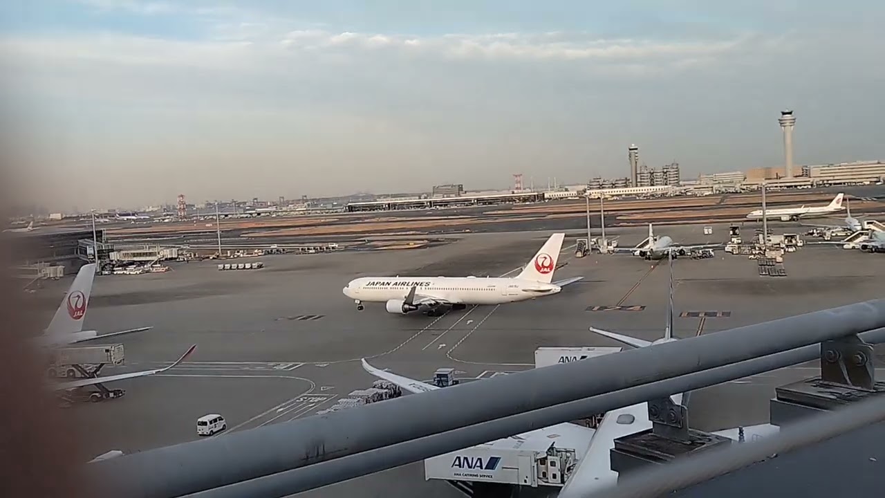 JAL93便  ソウル金浦行き  B767-300ER  JA619J  羽田空港出発  タキシング開始