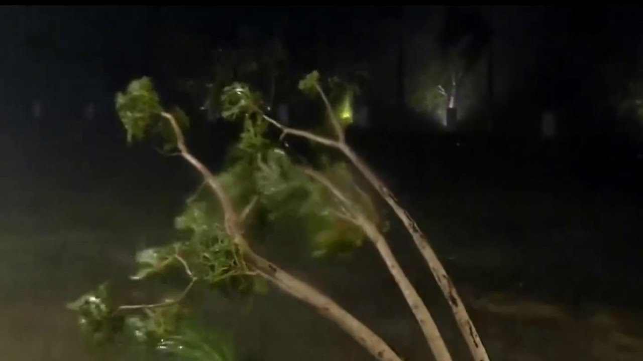 Hurricane Fiona roars over Dominican Republic after pounding Puerto Rico