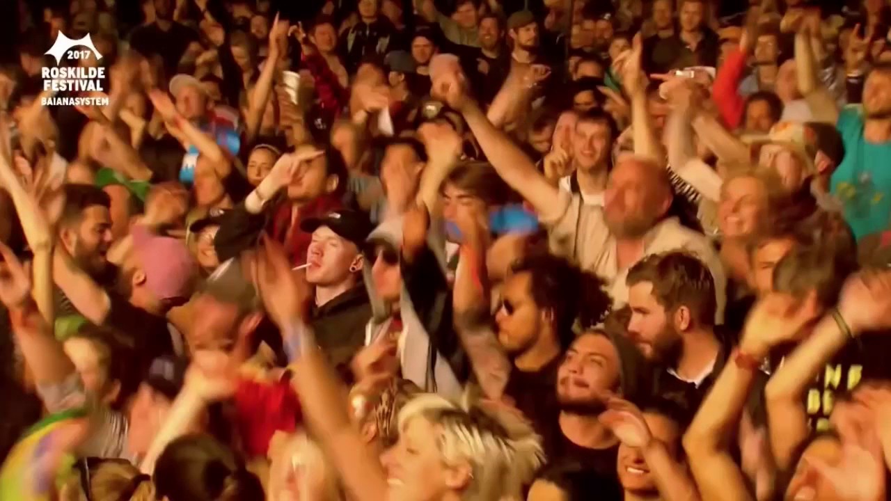 BARRA AVENIDA PARTE 2 - BaianaSystem / Festival Roskilde 2017 - Dinamarca