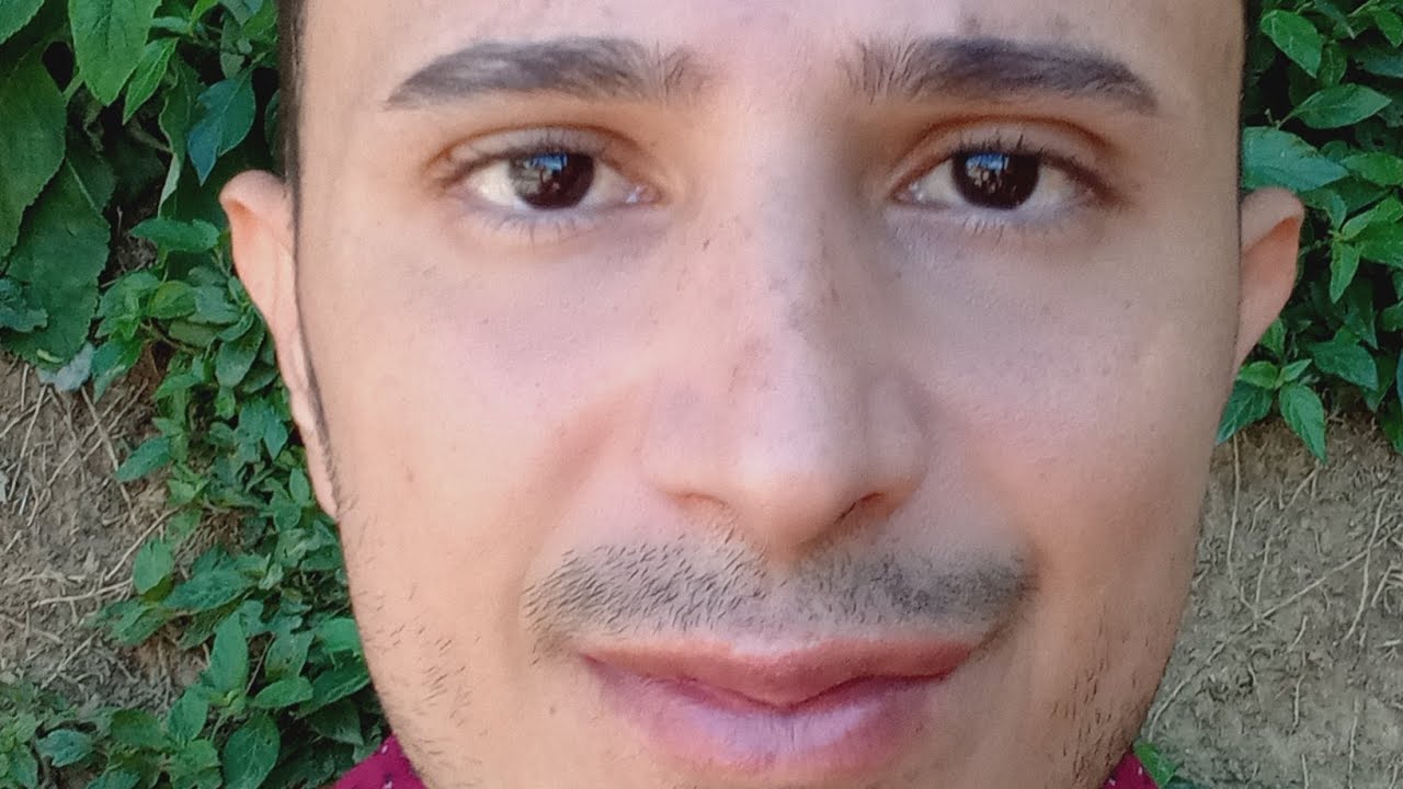 Alguém fala muito bem de você te admira vai chegar até vc e se declarar