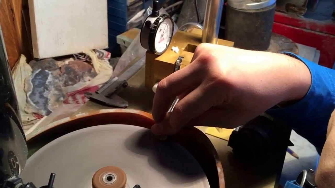 Girdle grinding of Quartz with facetron
