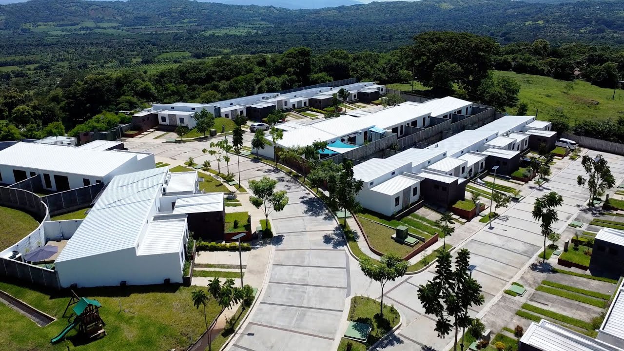 Casas a la venta en EL SALVADOR - Opico Gardens, San Juan Opico