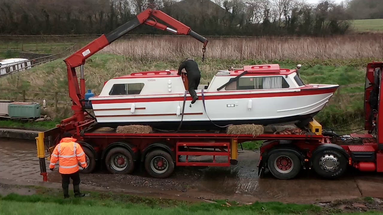 Dawncraft gets back into the water after complete Hull refurbishment