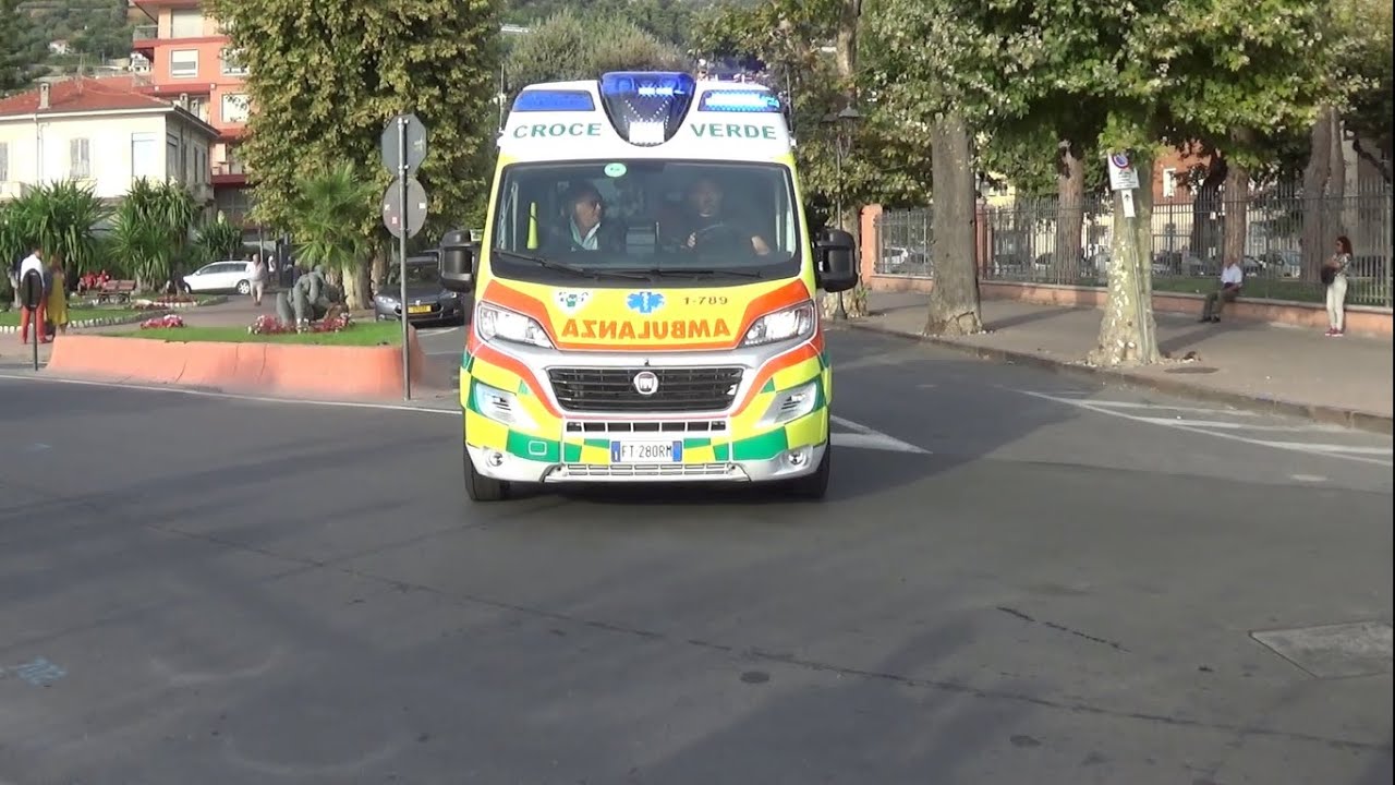 Inaugurazione Nuove Ambulanze Croce Verde Intemelia - Corteo Mezzi in Sirena
