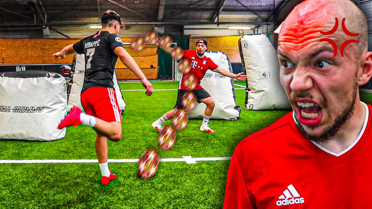 HINDERNIS TOR ZU TOR FU&szlig;BALL CHALLENGE !