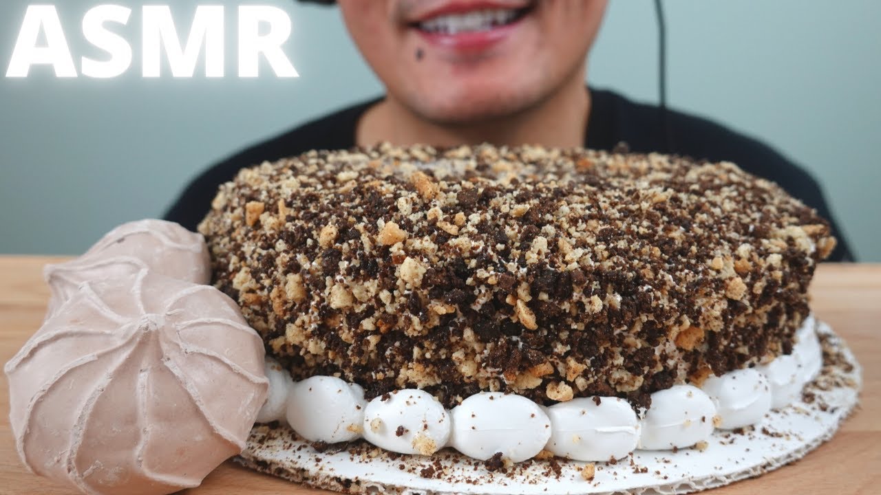 ASMR | Friendly's Chocolate Krunch Ice Cream Cake | The Hangry Mole