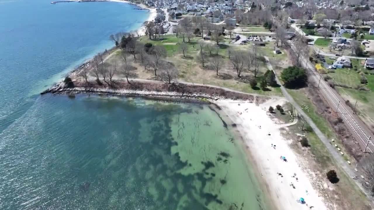 Niantic, Conn. is paradise for readers and seaside lovers alike