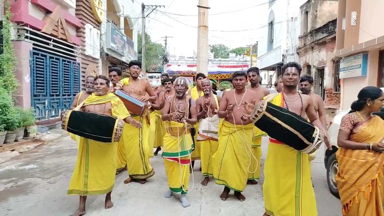 SRI RAAMA NAAMAM MARUVAAM MARUVAAM