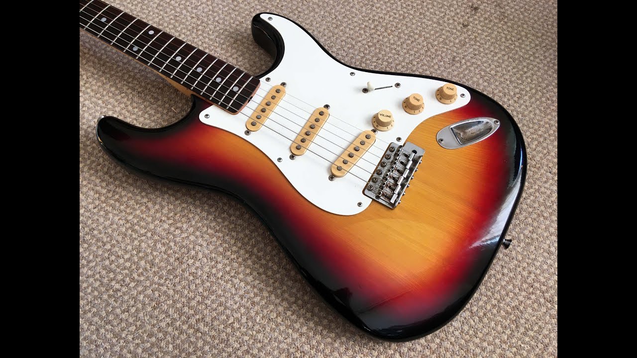 Medium Rare Guitar Show : 1979 Tokai ST45 Springy Sound