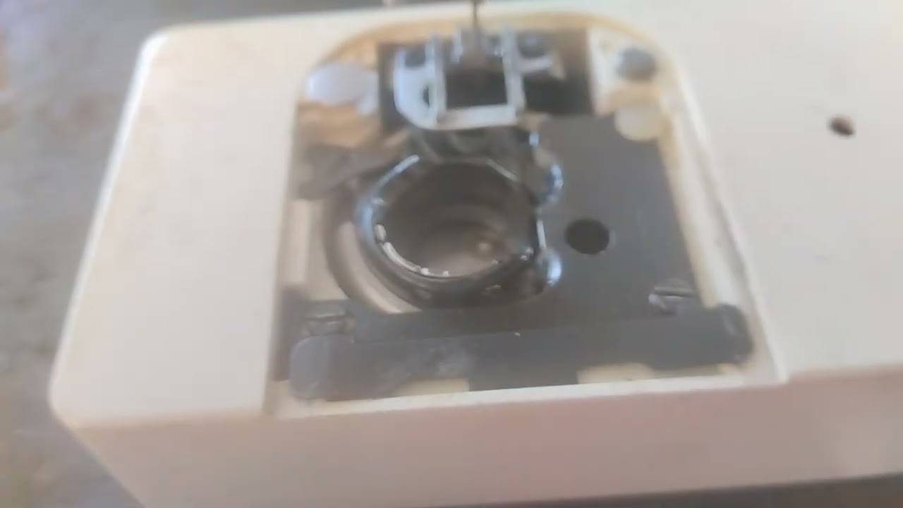 Máquina Singer Merrit.5805 C. Paso de hilo bien explicado. 