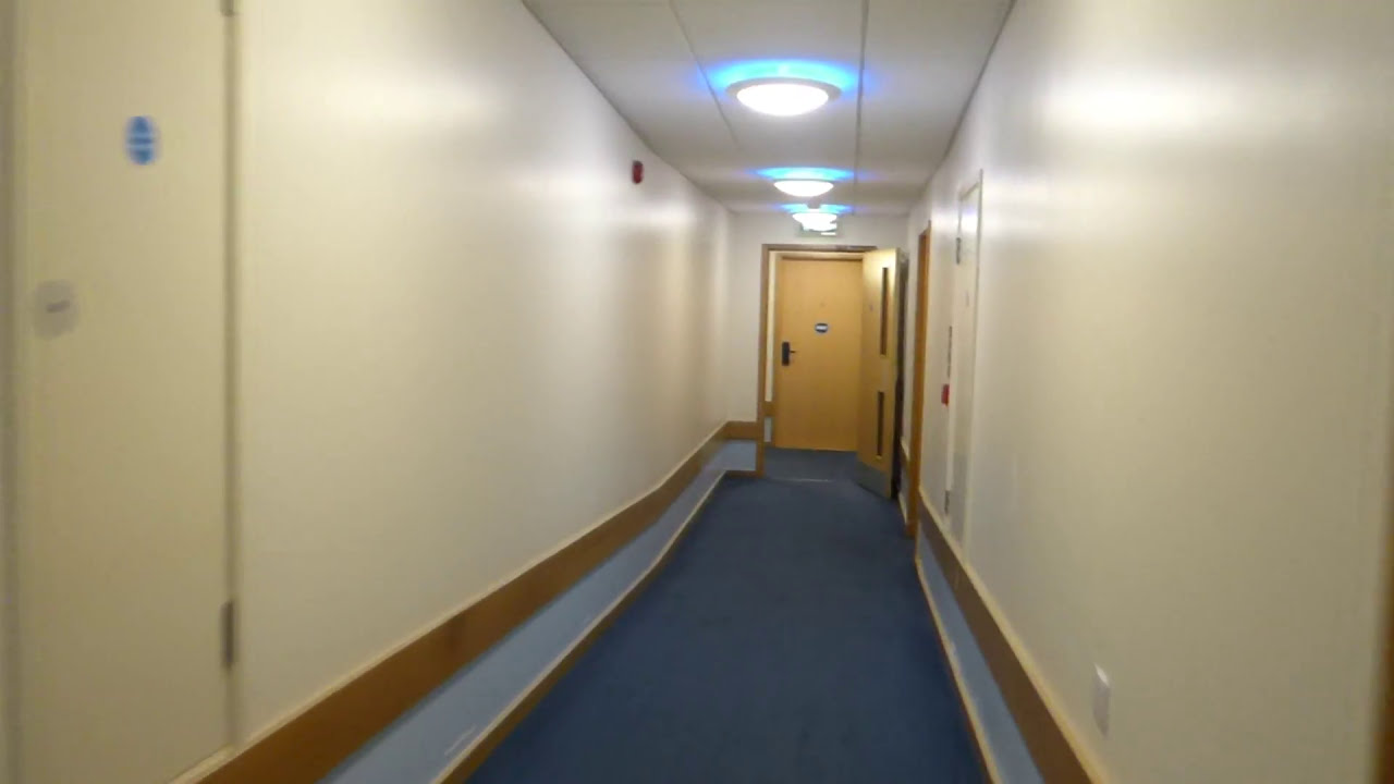 Travelodge Maze! Edinburgh Central Princes Street