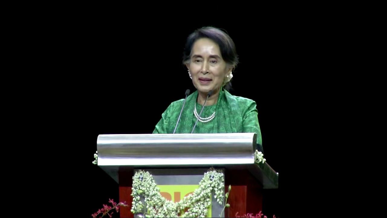 ျမန္မာႏိုင္ငံ ေတာ္အတိုင္ပင္ခံ အမ်ိဳးသားေခါင္းေဆာင္၏မိန္႕ခြန္းႏွင္႕ အေမးအေၿဖက႑(HD)1-12-16