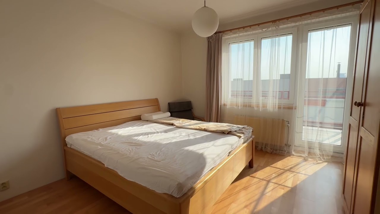 Slunný byt 3+kk se dvěma terasami, 91 m² – Praha Nusle, ul. Zdaru