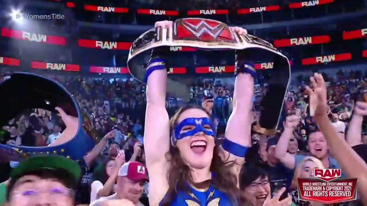 Raw Women's Championship Match Charlotte Flair V.S Rhea Ripley 2/2