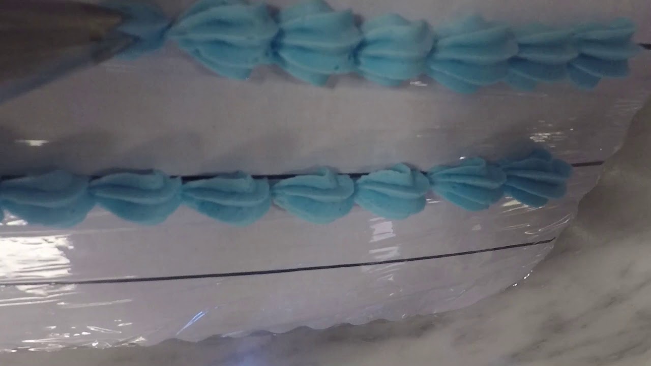 Piping shell borders and rosettes