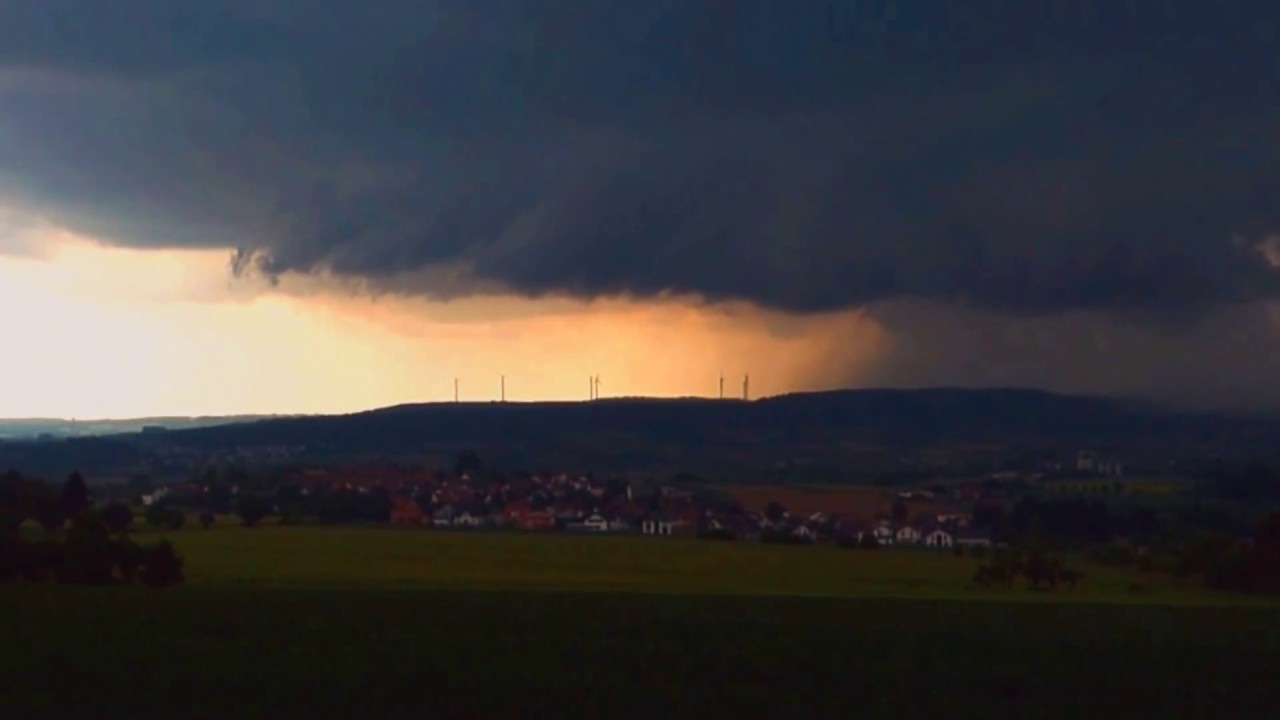 Unwetter mit Hagel über dem Ebsdorfergrund 13. Mai 2018