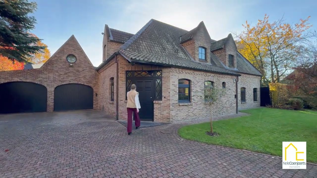 Hoogwaardig en perfect onderhouden villa met o.a. 4 slaapkamers en een fitnessruimte in Achel