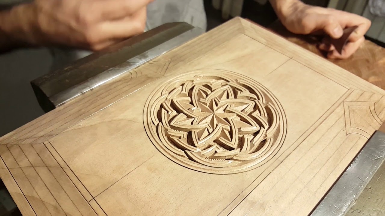 Wood carving. Book box