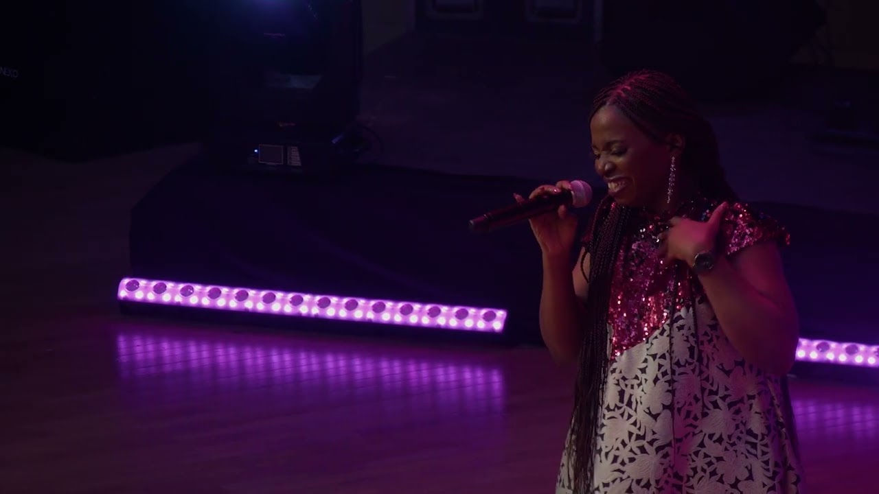 Wui Tondi  ( concert live Abidjan) - Charlene NZAMBA
