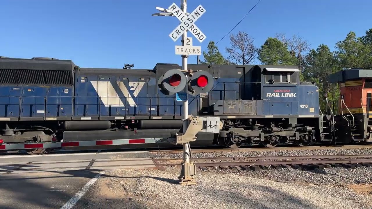 Pair of SD70ACes Lead Empty Coal Train along Conroe Subdivision with MRL SD70ACe Rear DPU - 2/24/26