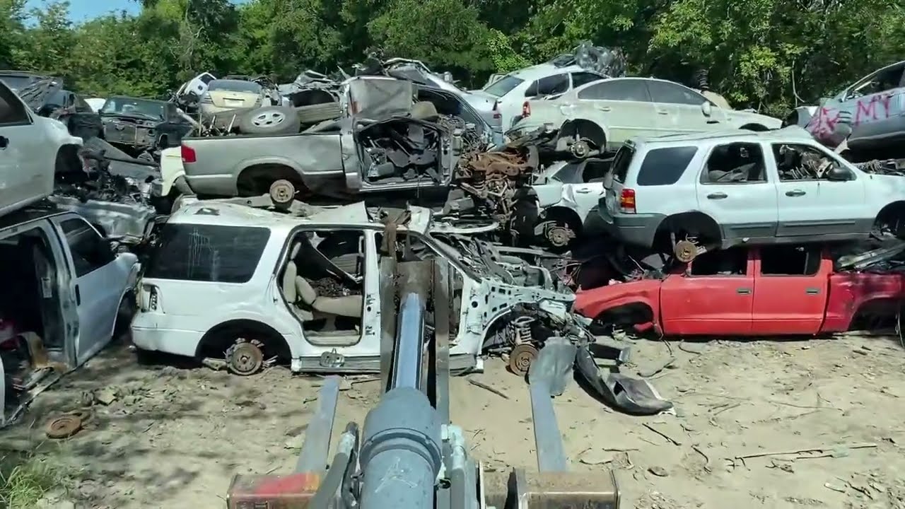 CRUSHING Some DESTROYED CARS in KEMP Tx!!!