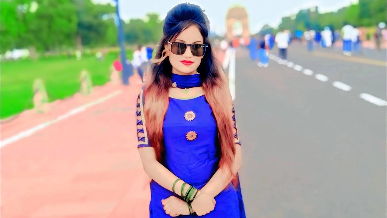 hello guys welcome h aapka shivani ki live me