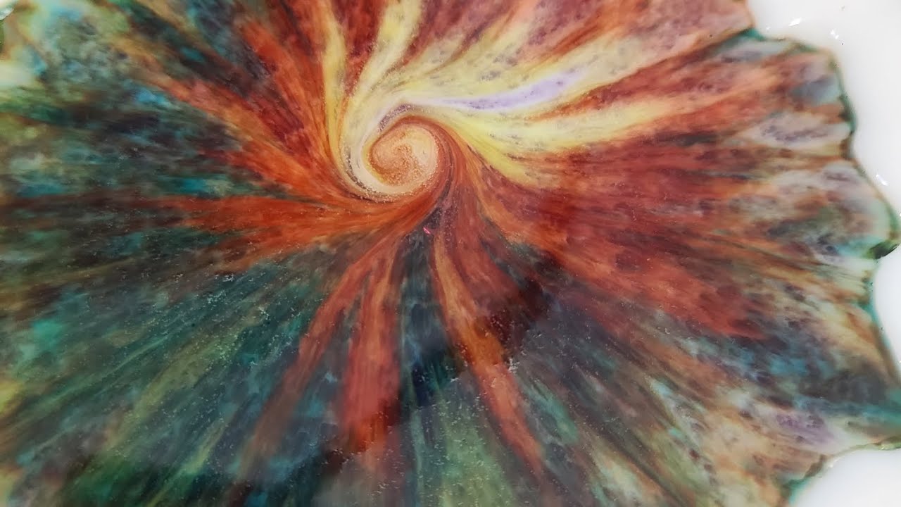 Discover the Mind-Blowing Flower Fusion Technique in Epoxy Art