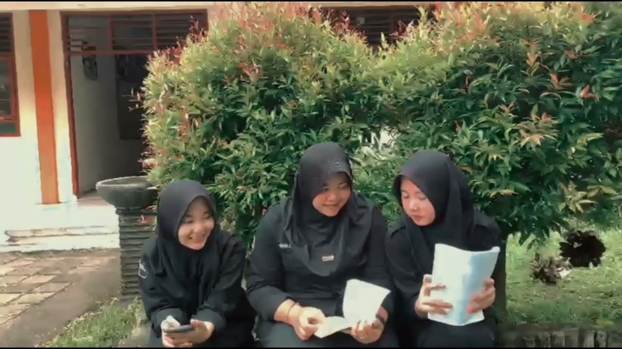 membuat Video Clip dengan peran sendiri dan teman2 windi