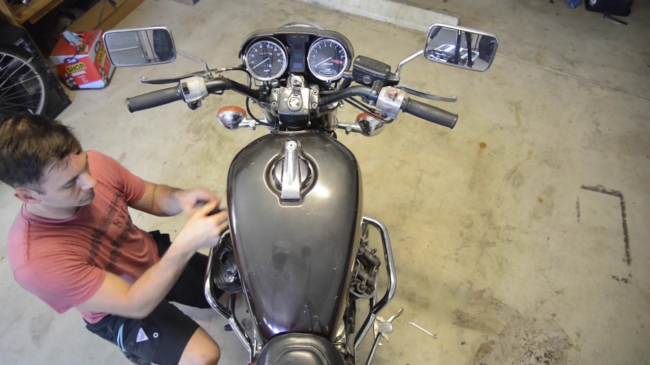 1980 Honda CX500C Valve Adjustment