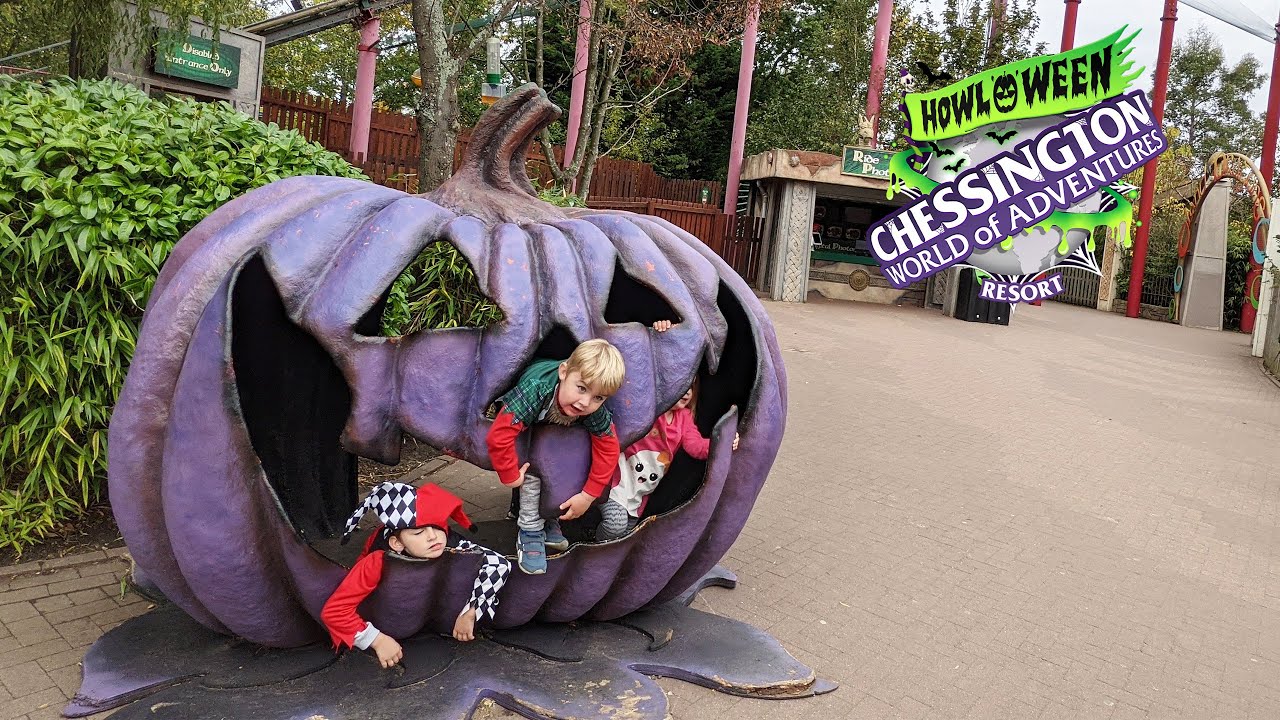 Chessington Howl'o'ween Walkthrough (Oct 2021) [4k]