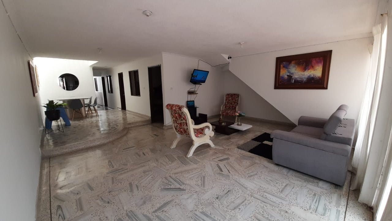 Se vende casa bifamiliar de dos pisos más terraza Barrio Petrúc Palmira Valle del Cauca Colombia