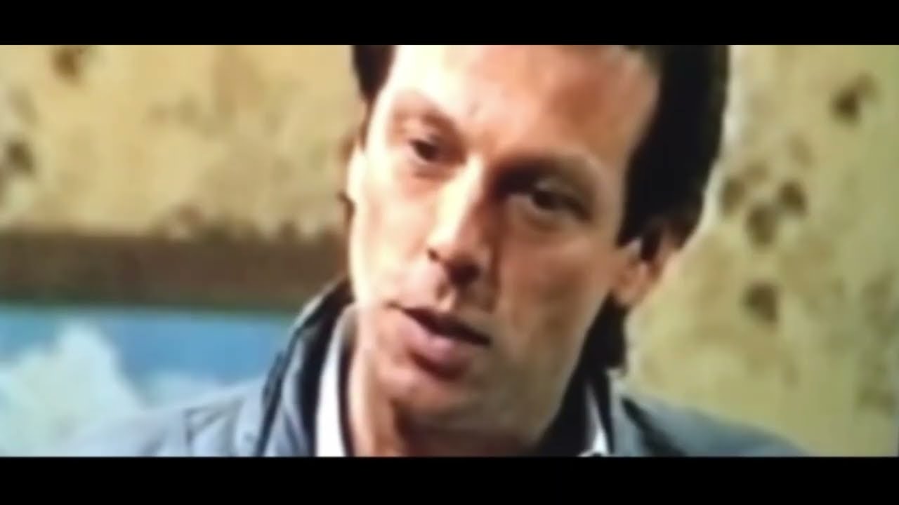 EastEnders: Lou Beale tells Dirty Den what she thinks of him (1986)