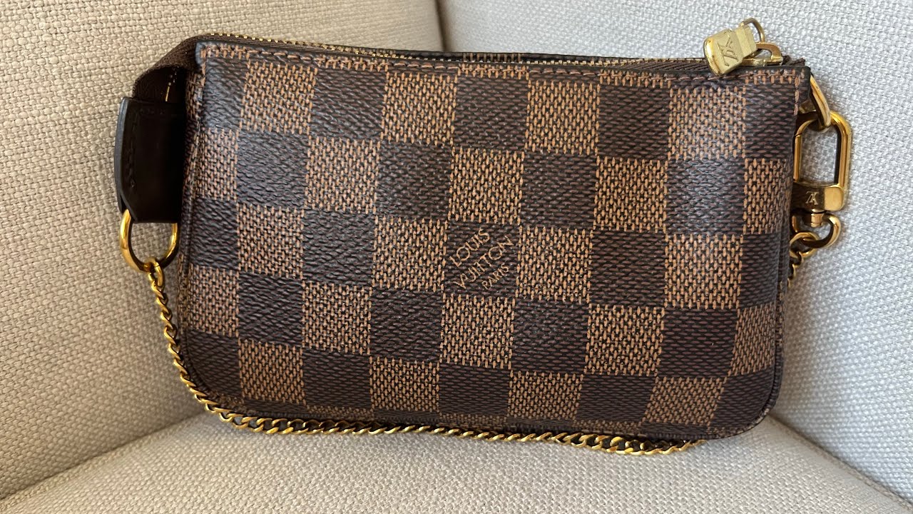 LOUIS VUITTON MINI POCHETTE REVIEW | What fits, is it worth it?