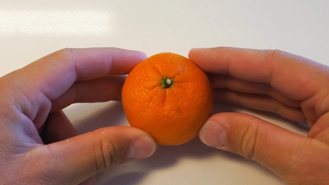 THIS FRUIT DEFIES PHYSICS
