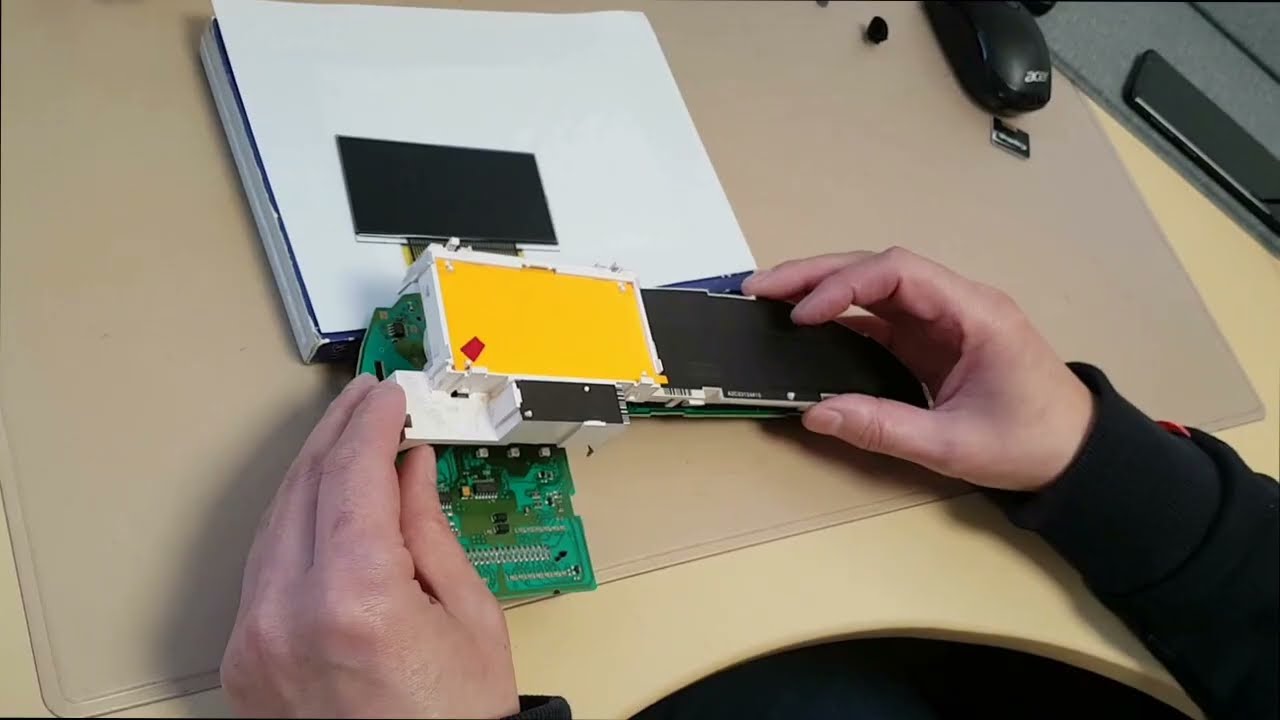 Renault Twingo II Speedometer LCD pixel repair