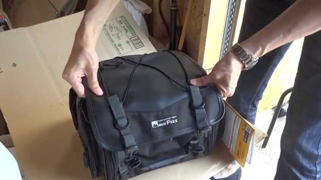 モトフィズ ミニフィールドシートバッグ MFK 100を付けました！