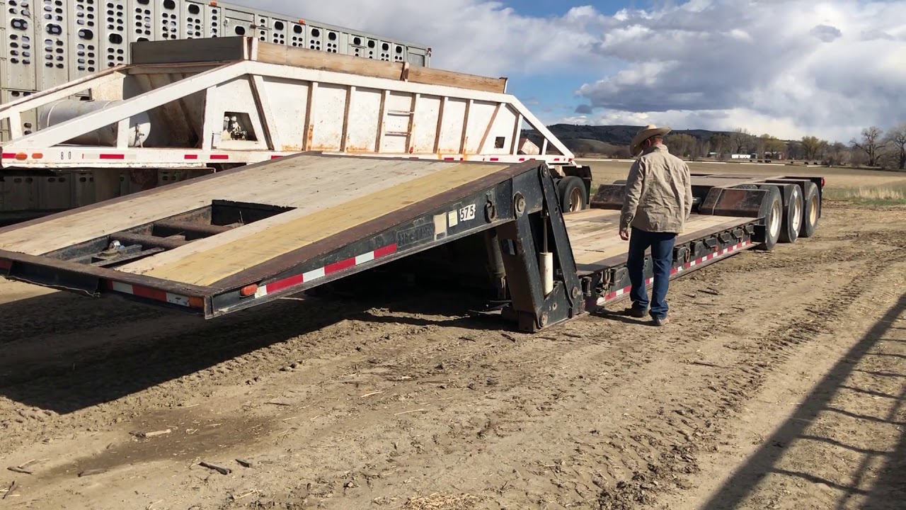 1974 Hyster Lowboy trailer