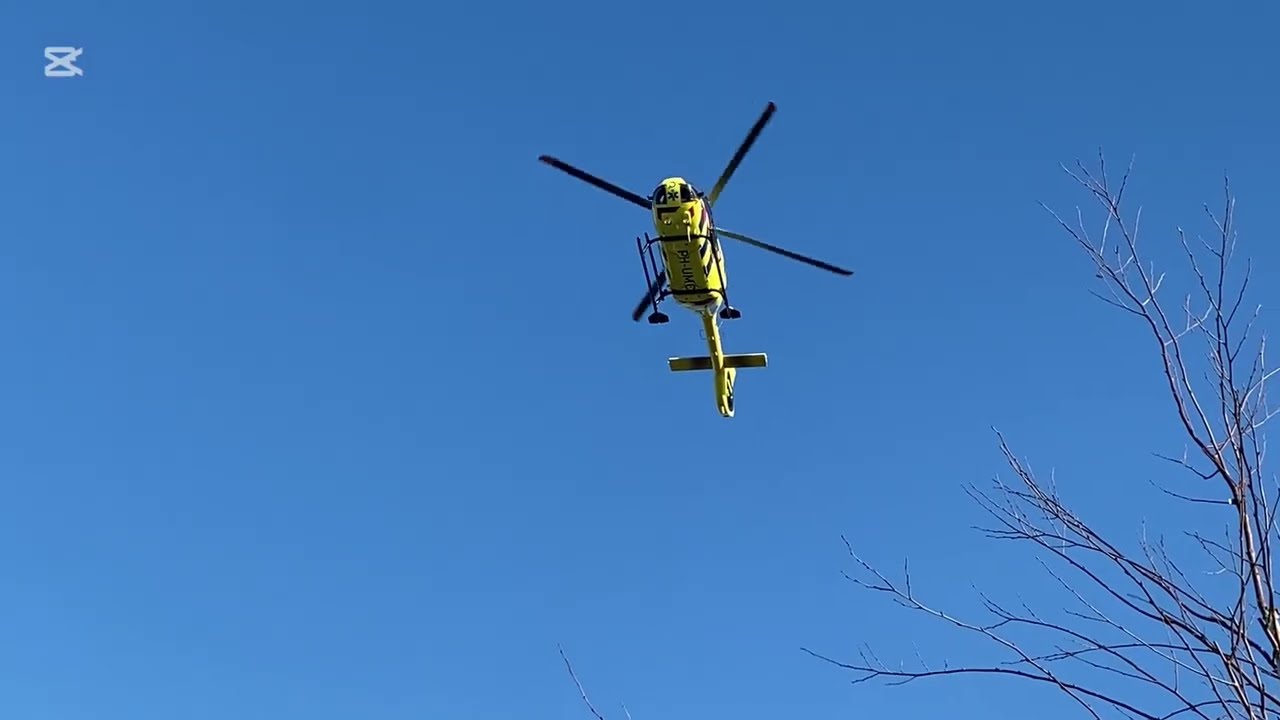 [uniek+VTB+combi video] verschillende hulpdiensten met spoed en vanaf een reanimatie in Alblasserdam