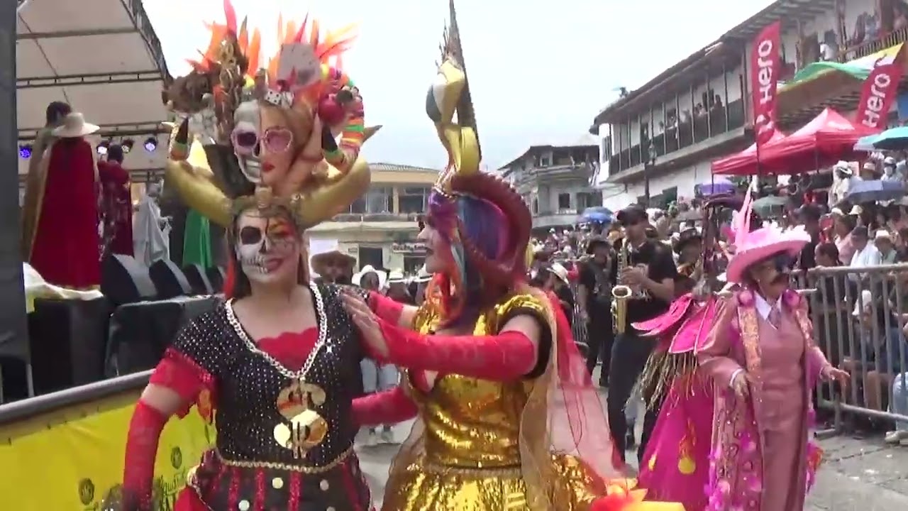 Desfile de cuadrillas Mayores Carnaval de Riosucio Caldas 2025 Paso por la Tarima...Primera entrega