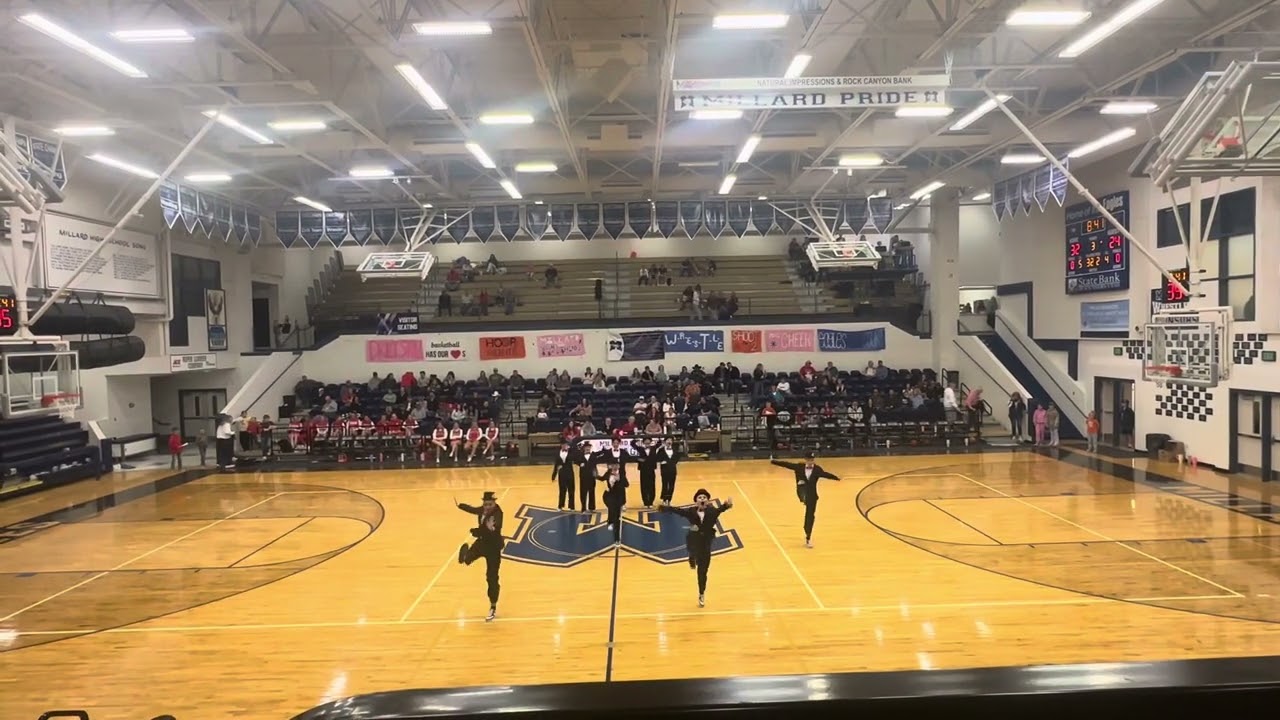 Show bball game 