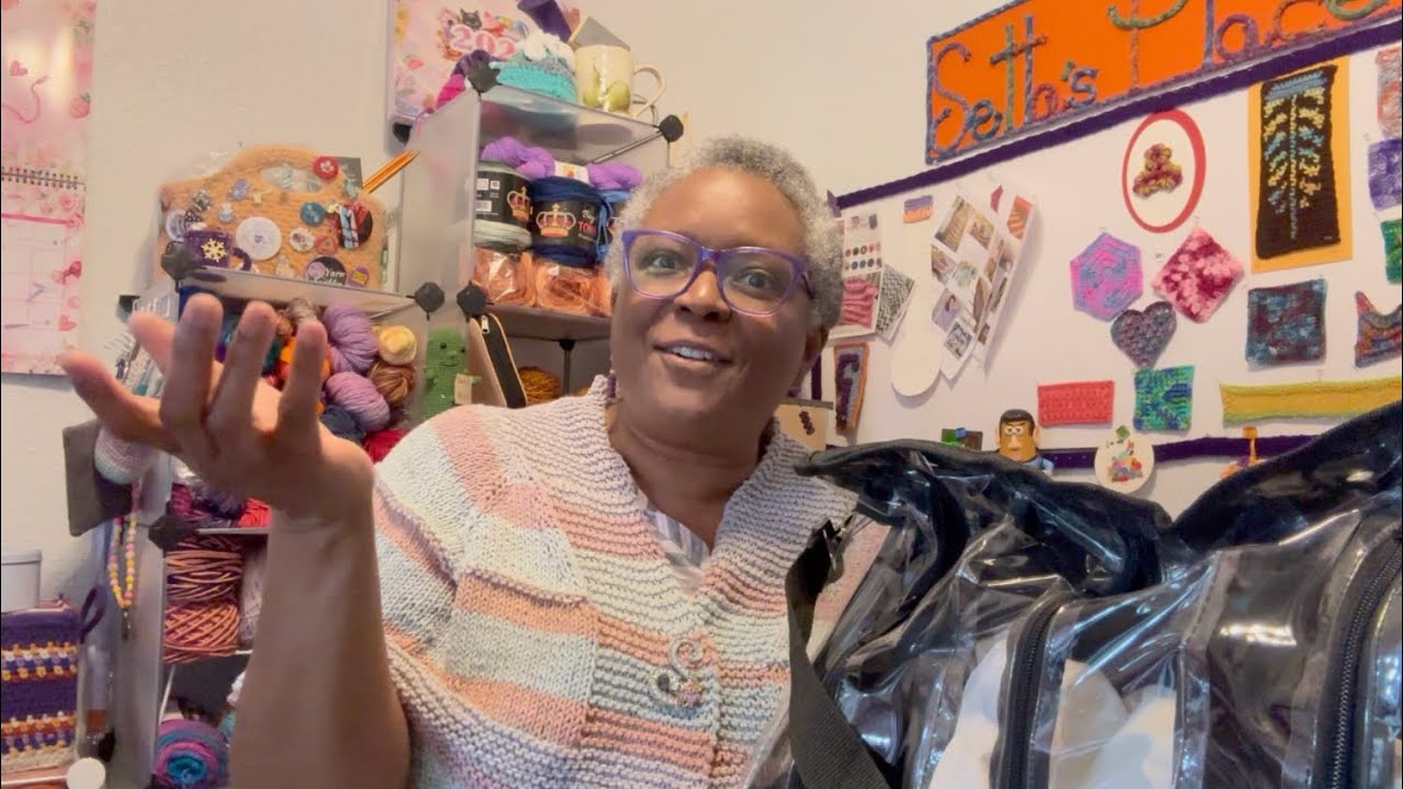 😃💜 Treasure hunting in my mom’s closet! 💜😃