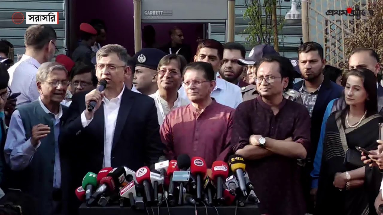 সরাসরি: প্রথম আলোর পুড়ে যাওয়া ভবন পরিদর্শন শেষে কথা বলছেন স্বরাষ্ট্রমন্ত্রী