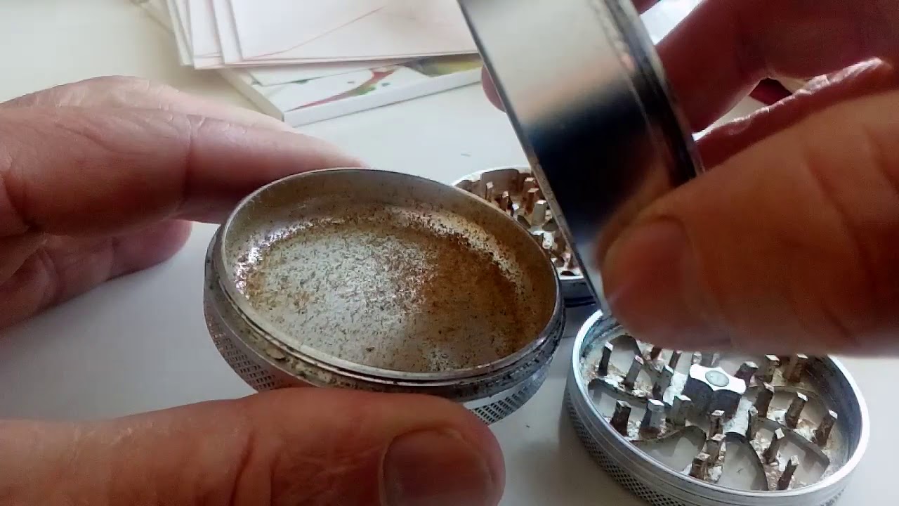 Cannabis grinder