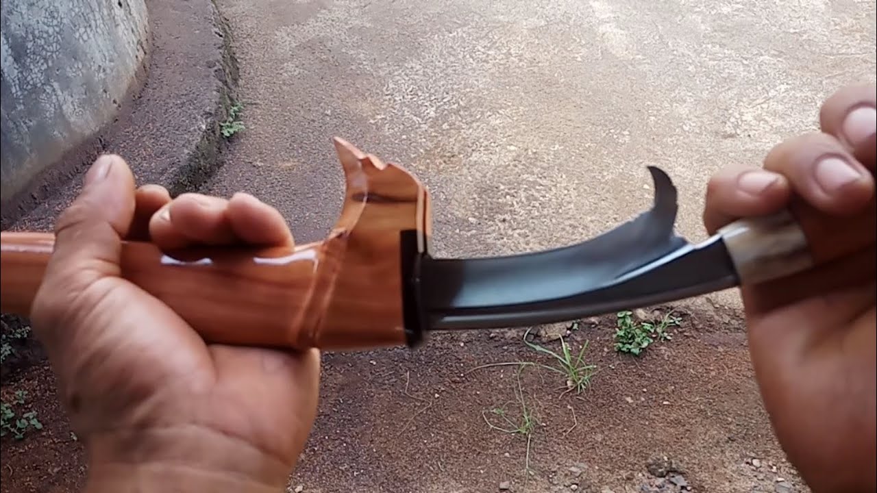 what a beautiful forging of a regional weapon by this blacksmith