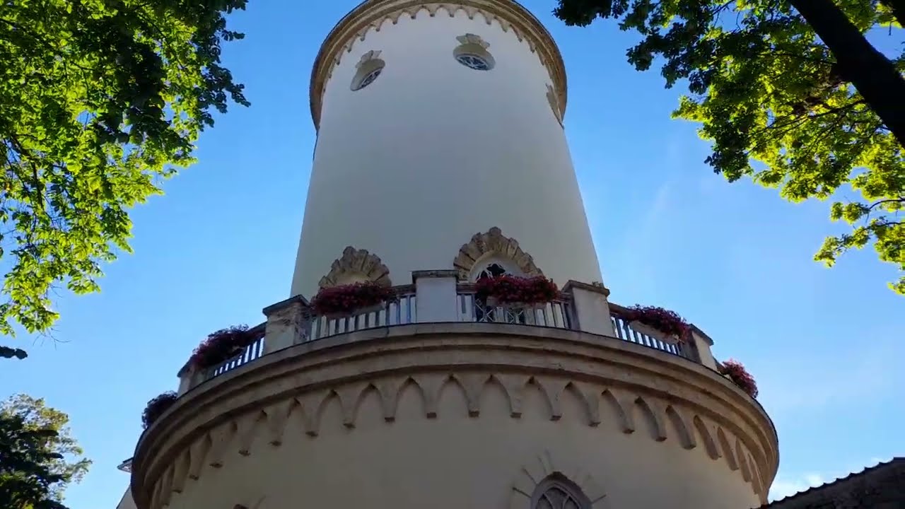 Cēsis (Latvia), Walking through town from the Livonian Brothers Of The Sword castle
