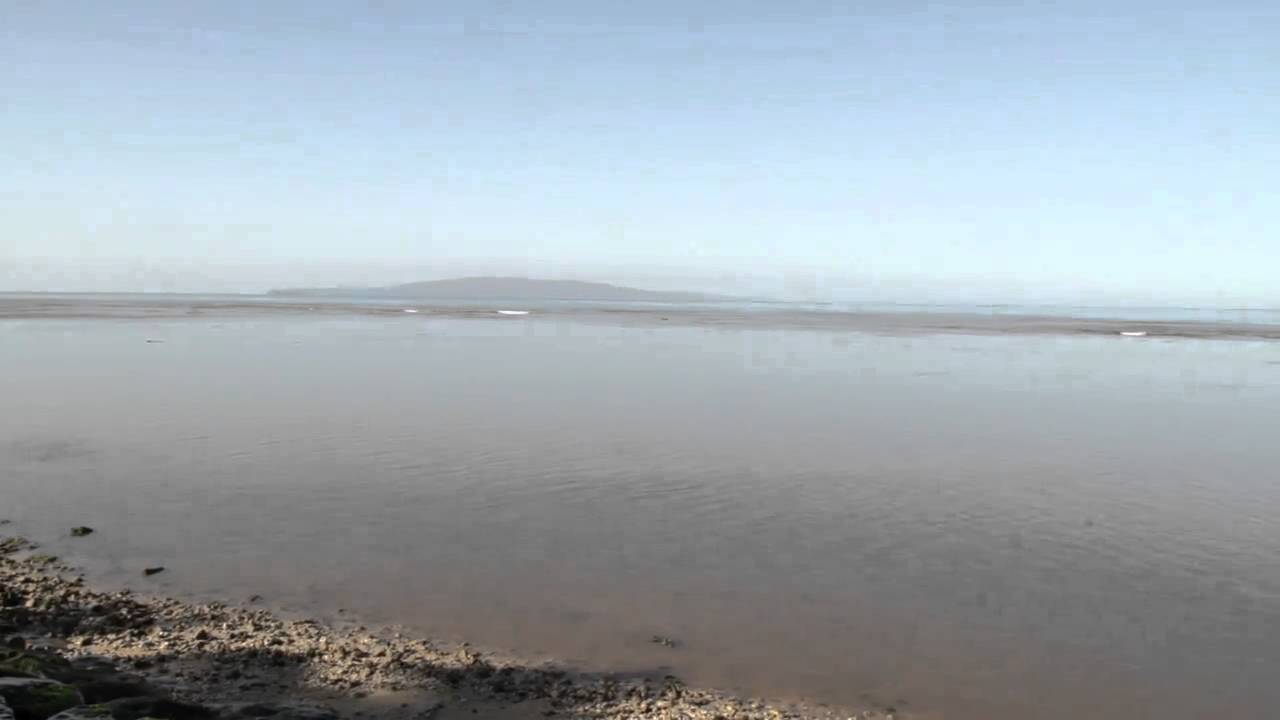 Tsunami wave striking Kihei Maui.m4v