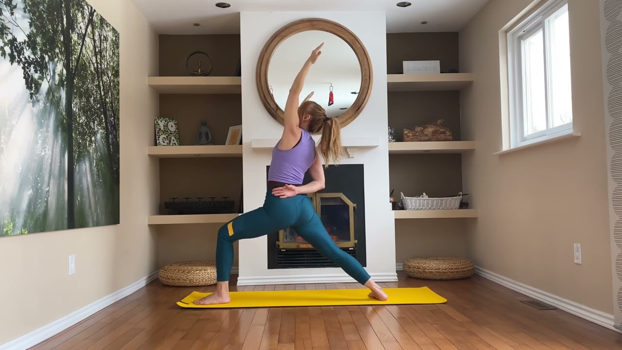 20 minutes energizing yoga flow at home