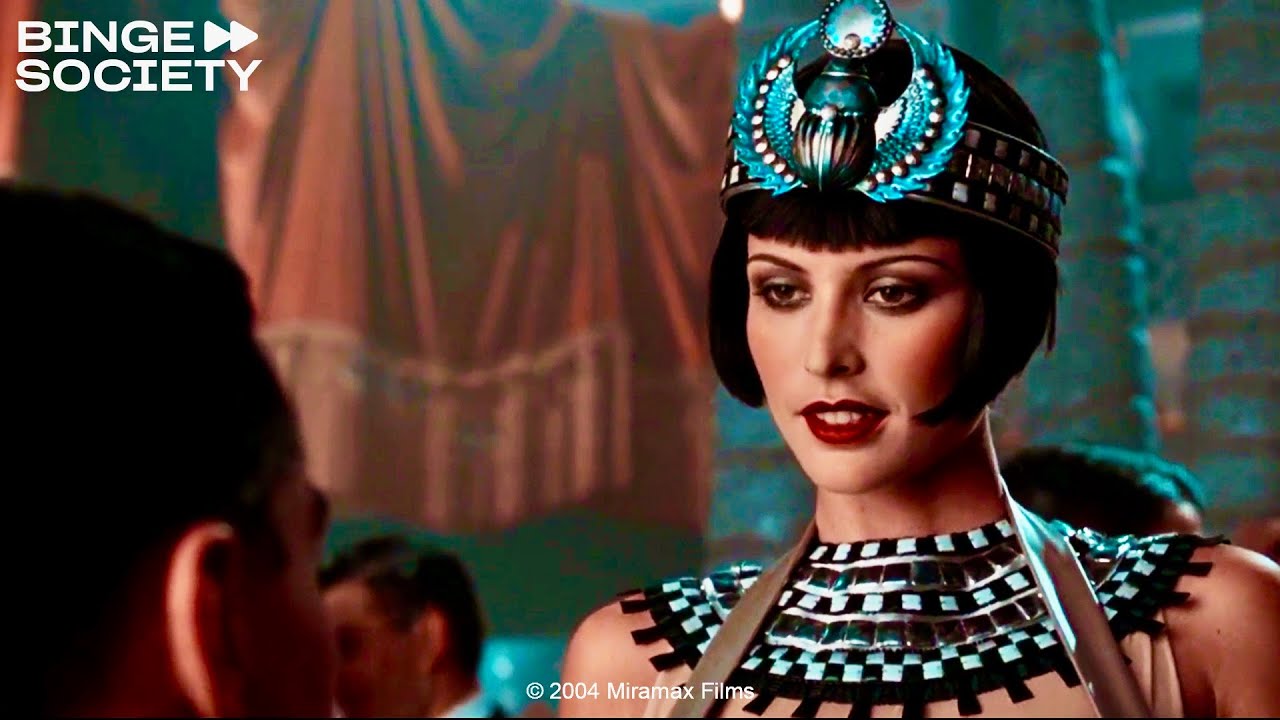 The Aviator (2004) - Cigarrette Girl