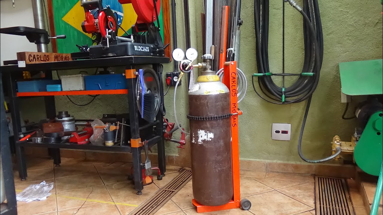 Fiz um carrinho para o cilindro de gás com resto de materiais que tinha minha oficina #reciclando